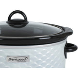 Brentwood Appliances 4.5-quart Scallop Pattern Slow Cooker (white)